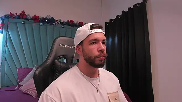 JACKSON STIFLER online show from December 14, 10:03 pm