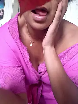 Bruninhadeusa online show from January 8, 8:00 pm