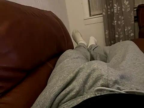 irnbru77 online show from November 11, 9:15 pm