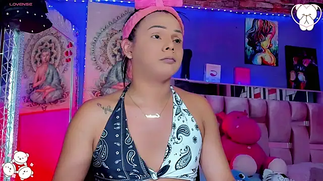 Zulema Zahirx online show from November 6, 2:23 am