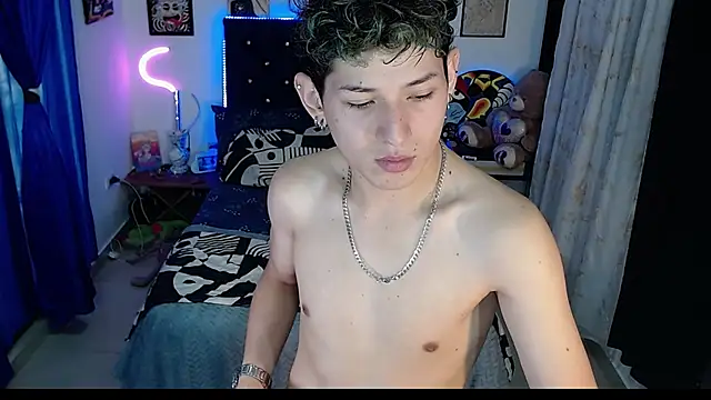 Yorsamm and friends online show from November 5, 9:59 pm