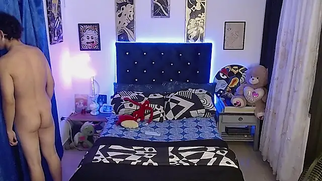 Yorsamm and friends online show from December 4, 10:57 am