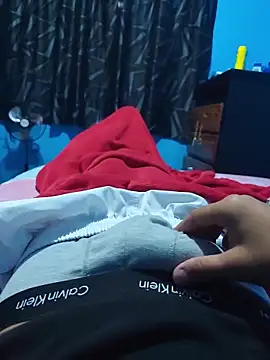 Snapshot of Scorpion05_ chatting on February 9, 3:10 am Scorpion05 online show from February 9, 3:10 am