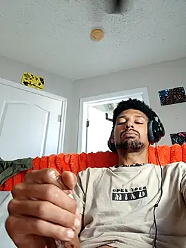 BigPrettyDick777 online show from January 10, 4:53 pm