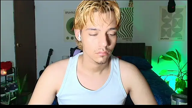 Habel  moretti online show from February 24, 7:23 pm