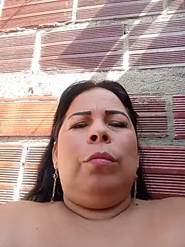 Snapshot of mother2-divorced chatting on June 1, 7:26 pm mother2-divorced online show from June 1, 7:26 pm