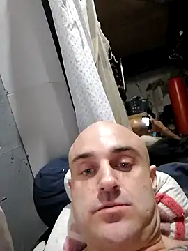 BulbasaurIsmettv online show from March 23, 7:01 am