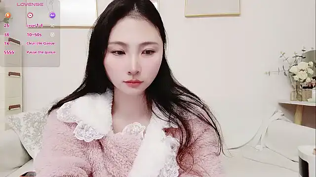 yuyan3929 online show from February 3, 1:37 am