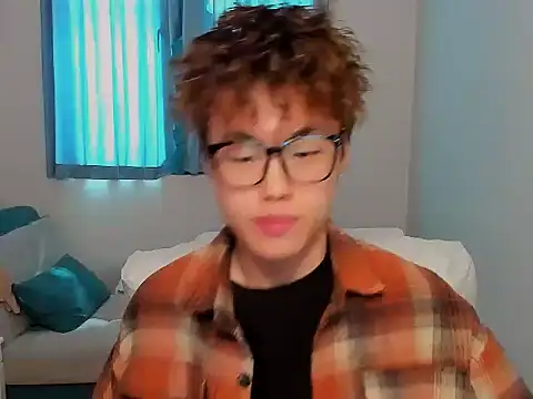 L1kuto online show from October 23, 5:07 am