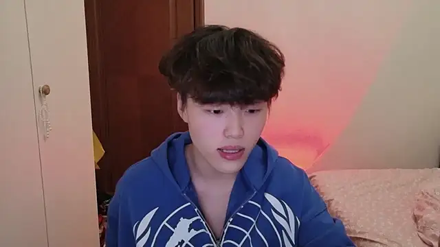 L1kuto online show from February 8, 9:34 am