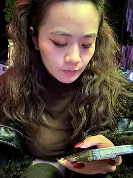 Snapshot of vivi-tara chatting on November 19, 2:50 pm vivi-tara online show from November 19, 2:50 pm