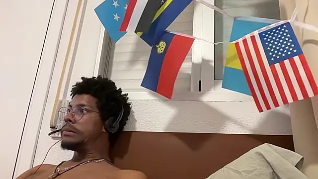 Albert Madrid online show from July 24, 5:11 pm