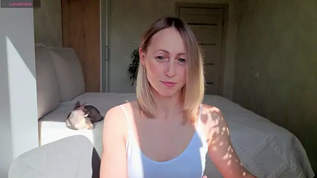 MissNatali  online show from May 18, 2:18 am
