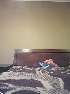 SelinaLovqx online show from April 18, 6:50 am