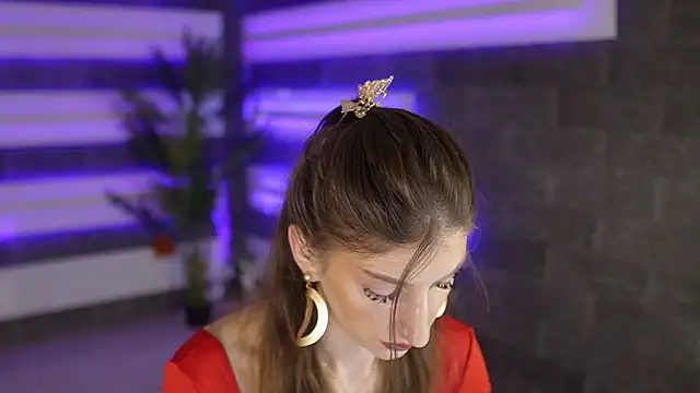 Snapshot of SexyCelline chatting on February 6, 5:23 am SexyCelline online show from February 6, 5:23 am