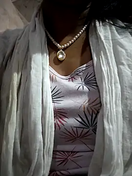 Ezabelljohn online show from March 5, 1:18 pm