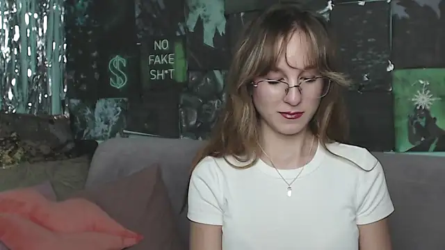 AlishaKellyi online show from October 30, 5:53 am