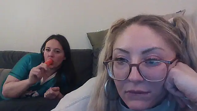 assstrogirl online show from November 10, 5:28 am