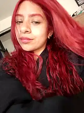 Lunatemptress4 online show from December 4, 2:04 pm