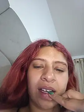 Lunatemptress4 online show from January 9, 1:30 am