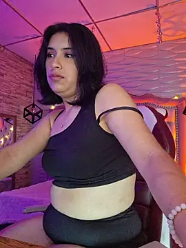 Snapshot of Roxanne_Han chatting on February 7, 12:09 pm Roxanne Han online show from February 7, 12:09 pm