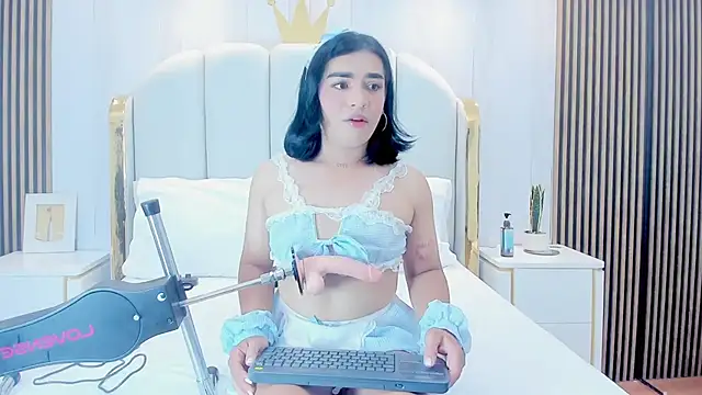 SweetKata  online show from November 2, 11:45 am