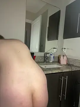 Snapshot of elliepixie chatting on February 11, 6:40 am elliepixie online show from February 11, 6:40 am