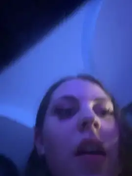 elliepixie online show from May 15, 11:56 pm