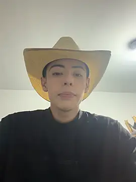 Snapshot of Sebastian_Reed chatting on February 5, 4:50 am Sebastian Reed online show from February 5, 4:50 am