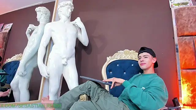 Snapshot of Sebastian_Reed chatting on February 6, 5:12 am Sebastian Reed online show from February 6, 5:12 am