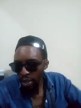 Snapshot of Blck420 chatting on November 22, 11:04 pm Blck420 online show from November 22, 11:04 pm