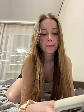 Angel hotyy online show from March 12, 10:05 pm