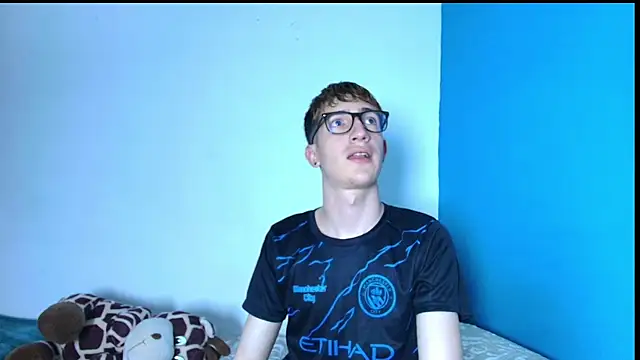 Erick Taylor3 online show from February 22, 9:24 pm