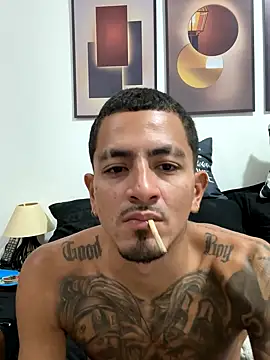 Snapshot of Acrioca021 chatting on November 2, 2:03 am Acrioca021 online show from November 2, 2:03 am