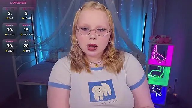 LottieReed online show from June 7, 12:09 pm