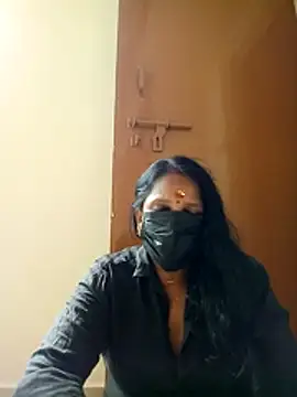 Snapshot of tamilammu1431 chatting on November 7, 7:52 am tamilammu1431 online show from November 7, 7:52 am