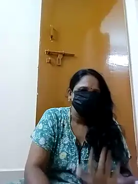 Snapshot of tamilammu1431 chatting on November 8, 3:12 pm tamilammu1431 online show from November 8, 3:12 pm