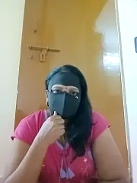 Snapshot of tamilammu1431 chatting on November 30, 4:05 am tamilammu1431 online show from November 30, 4:05 am