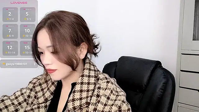 Ella-61 online show from November 5, 12:54 am