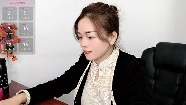 Ella-61 online show from November 7, 12:43 am