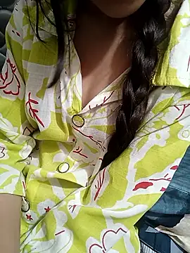 Snapshot of Amisha_Lovely chatting on January 19, 6:28 am Amisha Lovely online show from January 19, 6:28 am