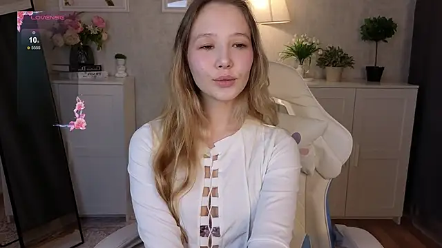 insaneinsomnia online show from November 1, 9:11 am