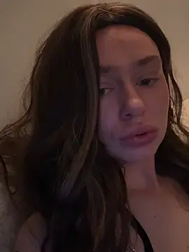 Erinbx12 online show from April 11, 5:01 am