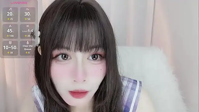 Snapshot of -zhuzhu-999- chatting on June 1, 7:37 pm -zhuzhu-999- online show from June 1, 7:37 pm