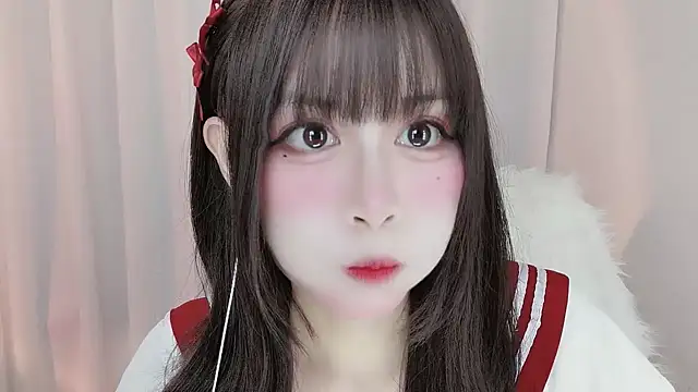 Snapshot of -zhuzhu-999- chatting on June 11, 6:50 pm -zhuzhu-999- online show from June 11, 6:50 pm