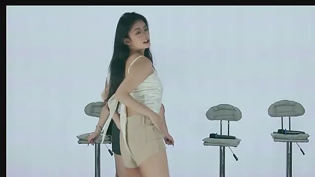 Snapshot of Scarlett-666 chatting on October 29, 9:44 am Scarlett-666 online show from October 29, 9:44 am