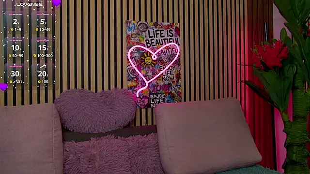 MirunaHaze online show from March 24, 4:28 am