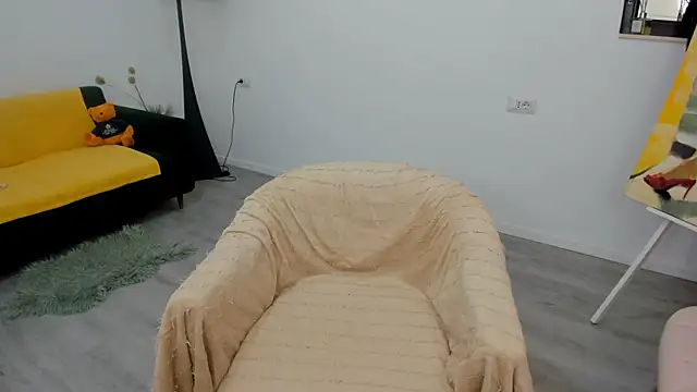 Arya Anna online show from November 17, 4:40 am