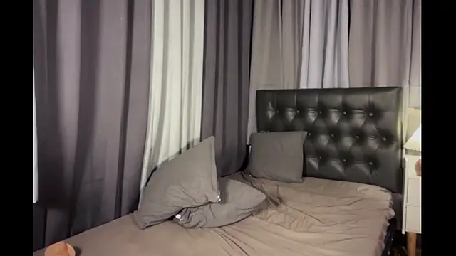 Candicemeow online show from June 2, 10:17 am
