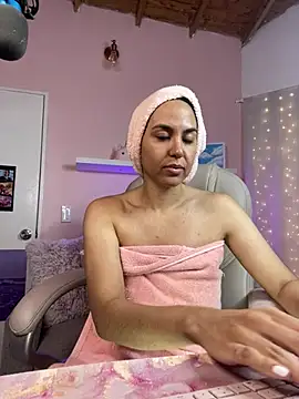 VenusIsLove  online show from February 2, 12:19 am